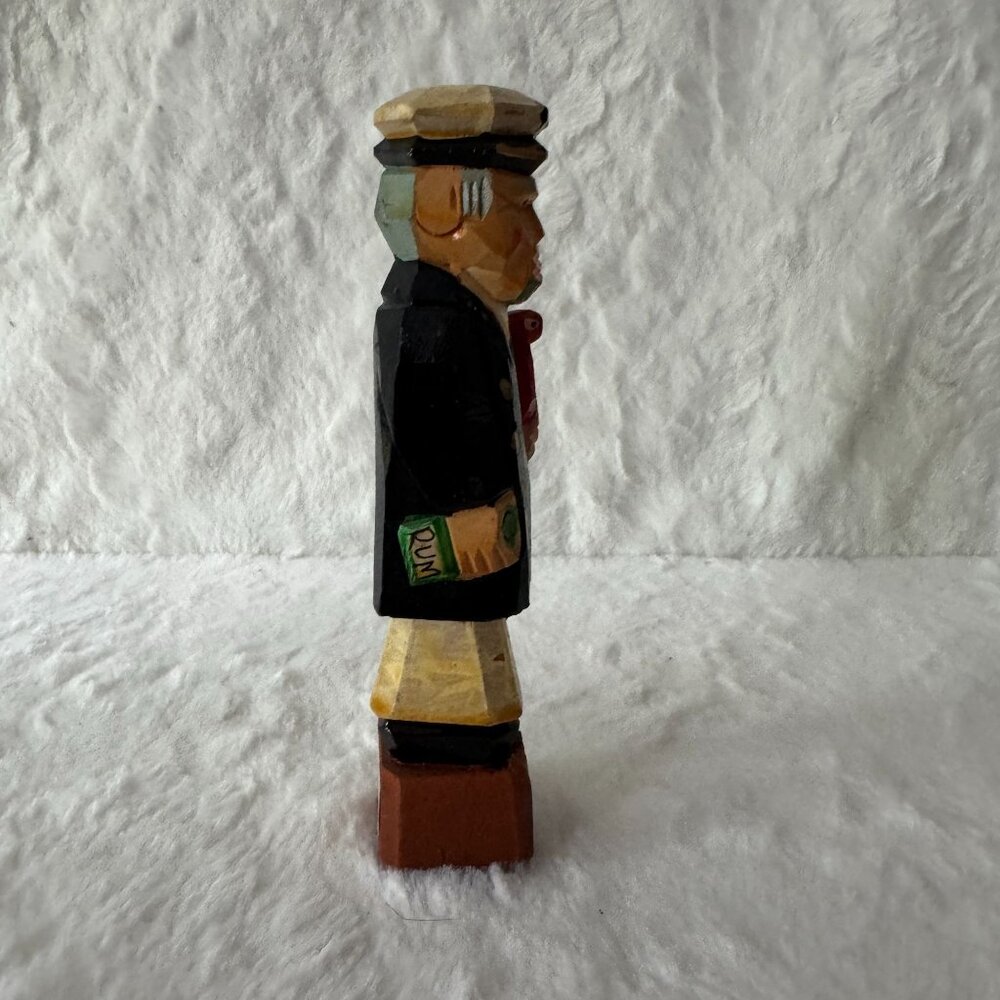 Vintage Handcrafted Wooden Sea Captain Figurine With Parrot Peg Leg Bottle Rum - Picture 3 of 8